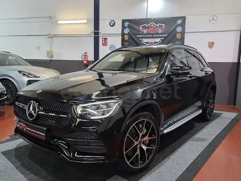 Usado Mercedes GLC300e 306 CV (225 kW) 2021 Negro SUV