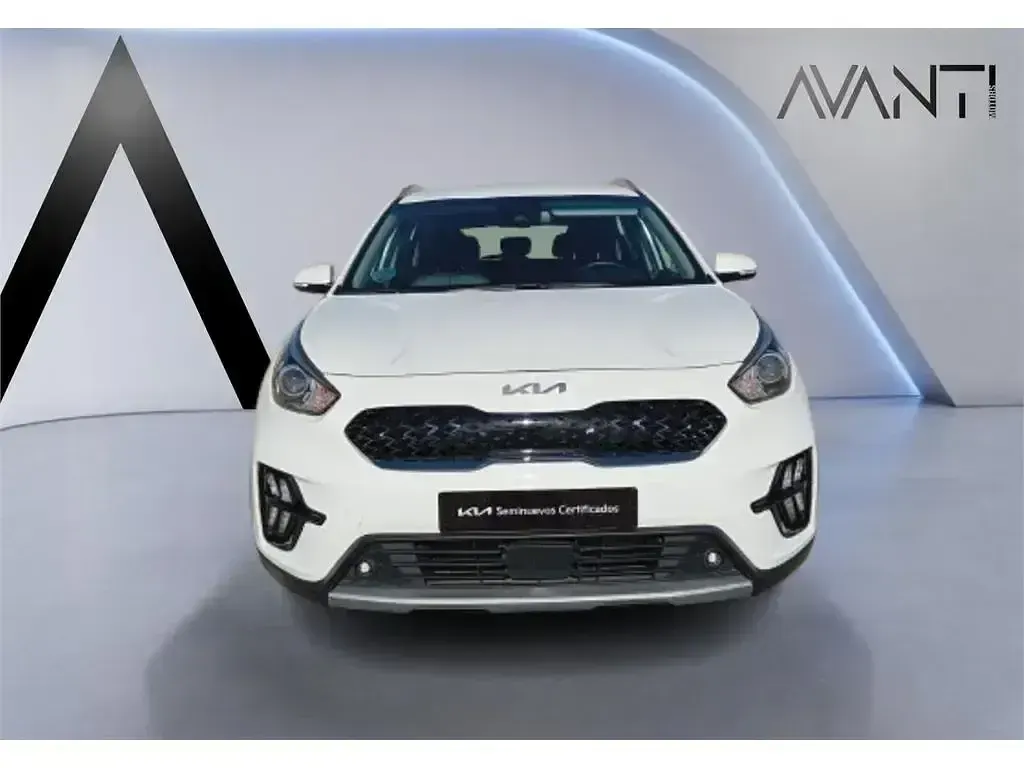 Usado Kia Niro 141 CV (103 kW) 2022 Blanco SUV