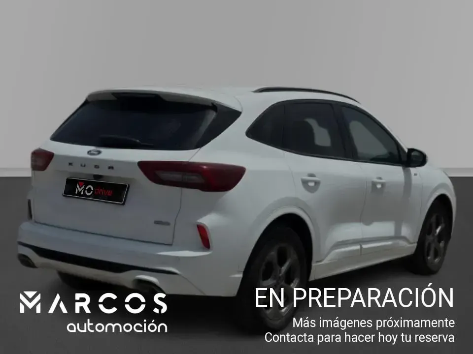 Usado Ford Kuga ST-Line 180 CV (132 kW) 2025 SUV