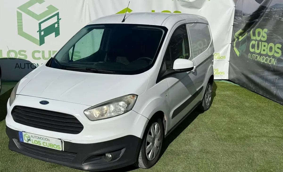 Usado Ford Transit Ambiente 75 CV (55 kW) 2016 Blanco Van