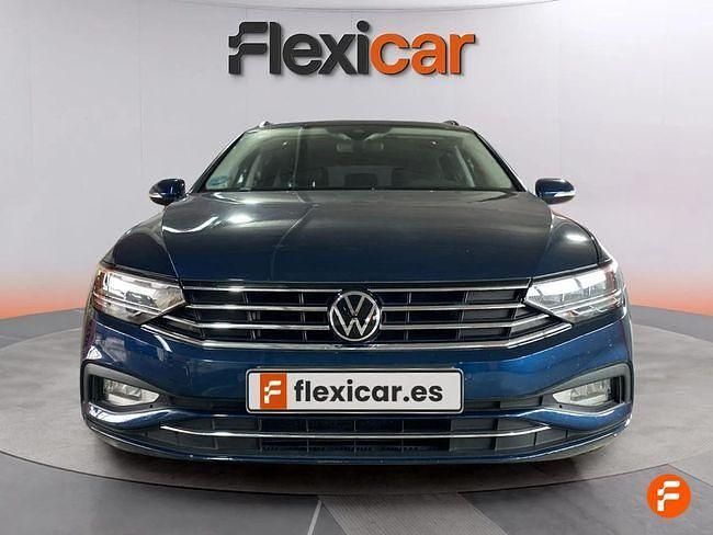 Usado VW Passat 122 CV (89 kW) 2020 Verde Familiar