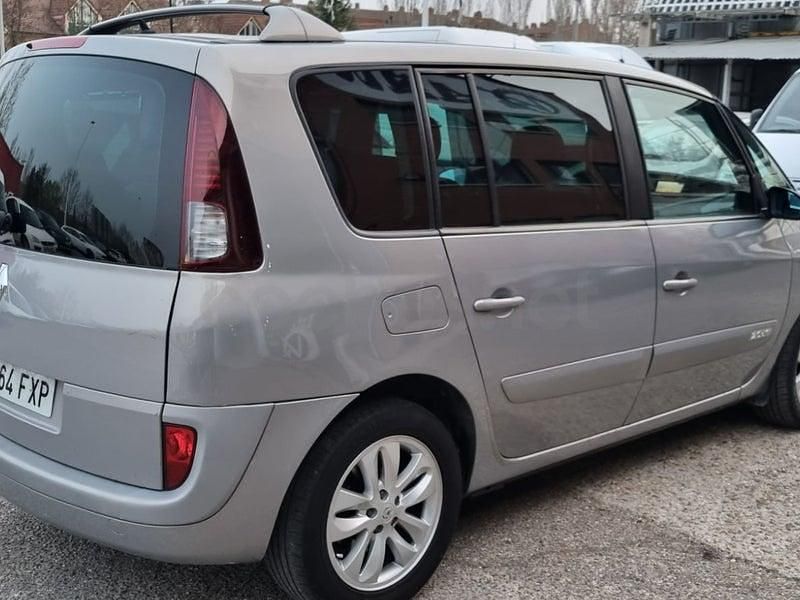 Usado Renault Espace 150 CV (110 kW) 2008 Gris / plata Monovolumen