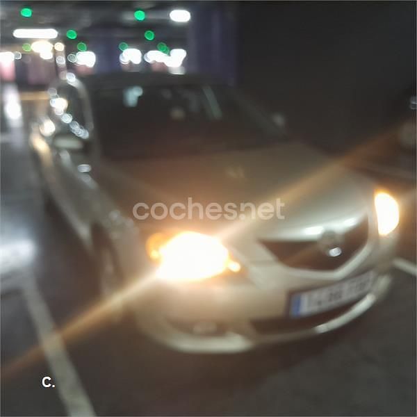 Usado Mazda 3 Active 105 CV (77 kW) 2006 Beige Berlina