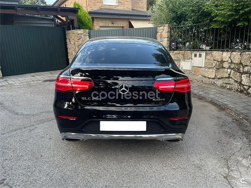 Usado Mercedes GLC250 211 CV (155 kW) 2017 Negro Coupe