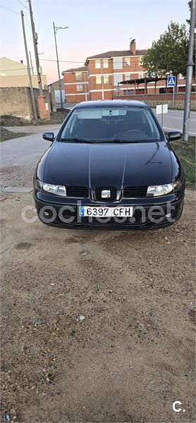 Negro Usado 2003 Seat Leon Stella Berlina | 3000 € (Precio justo) - Imagen 1/4