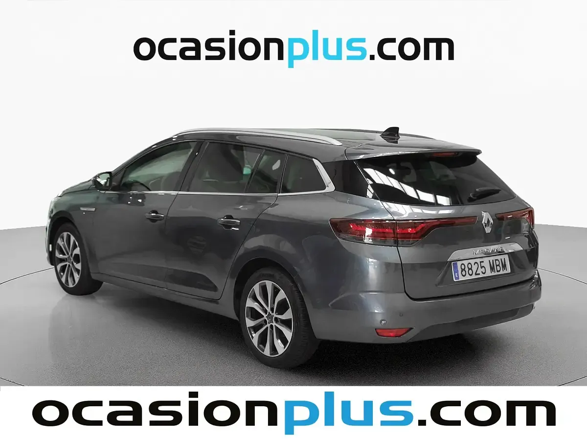 Usado Renault Mégane II Techno 140 CV (102 kW) 2022 Gris Berlina