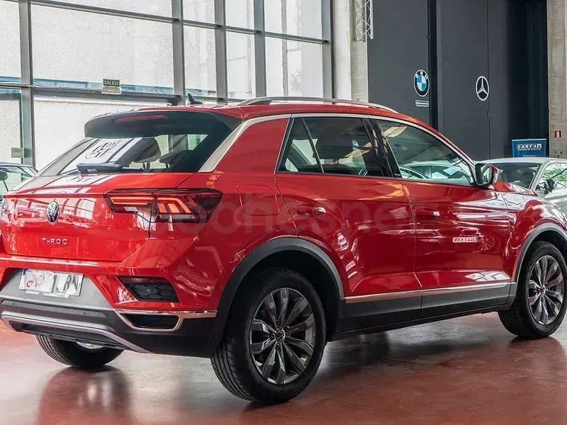 Usado VW T-Roc Sportline 150 CV (110 kW) 2021 Rojo SUV