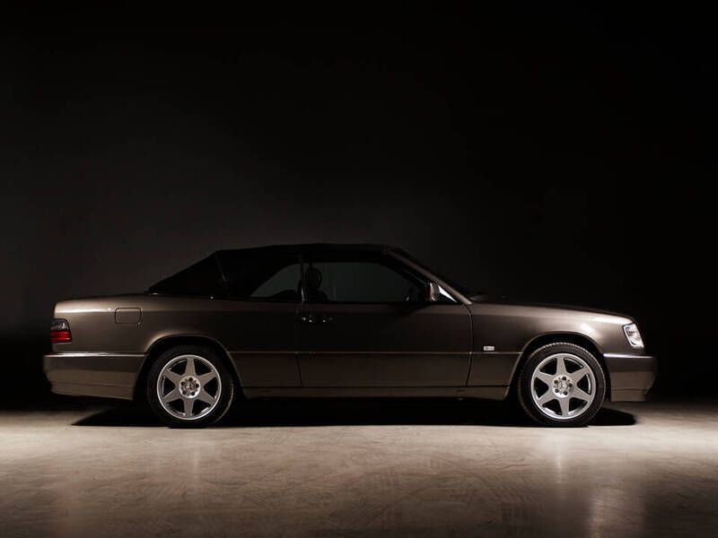 Gris Usado 1992 Mercedes E300 Descapotable | 23.900 € - Imagen 1/4