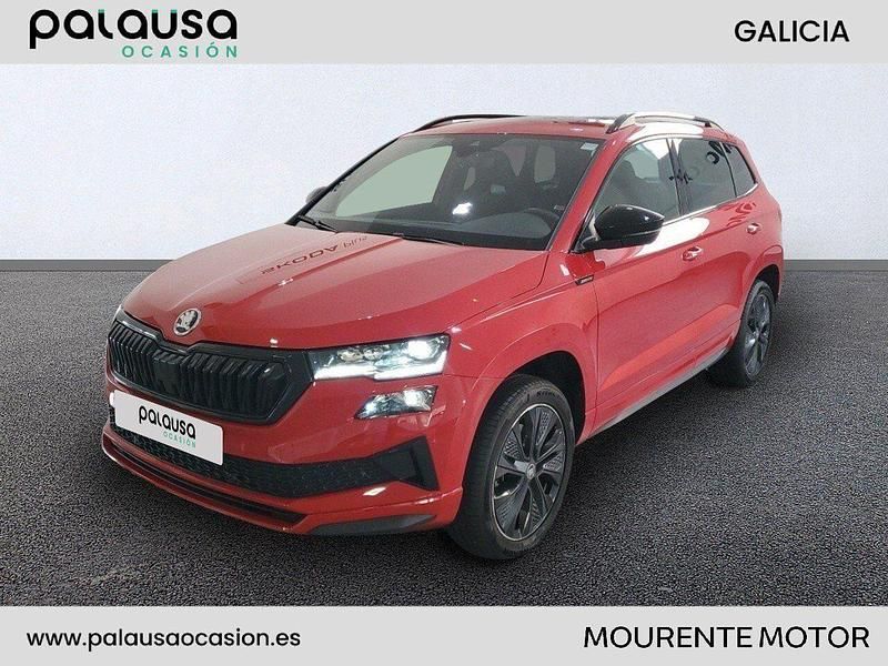 Rojo Usado 2025 Skoda Karoq SportLine SUV | 35.900 € - Imagen 1/4