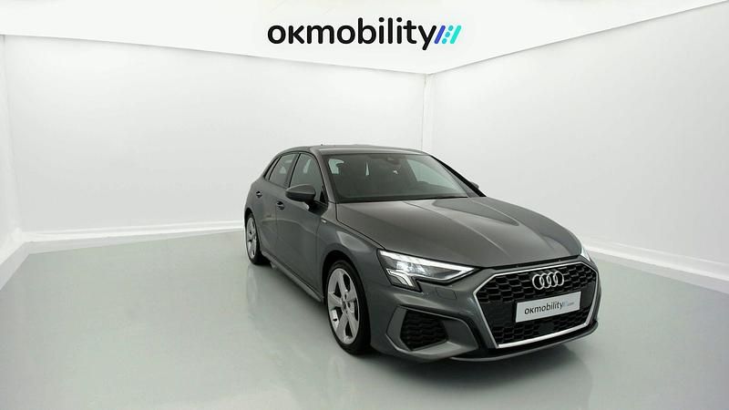 Usado Audi A3 Sportback e-tron S-Line 150 CV (110 kW) 2024 Daytonagrau perleff. Utilitario