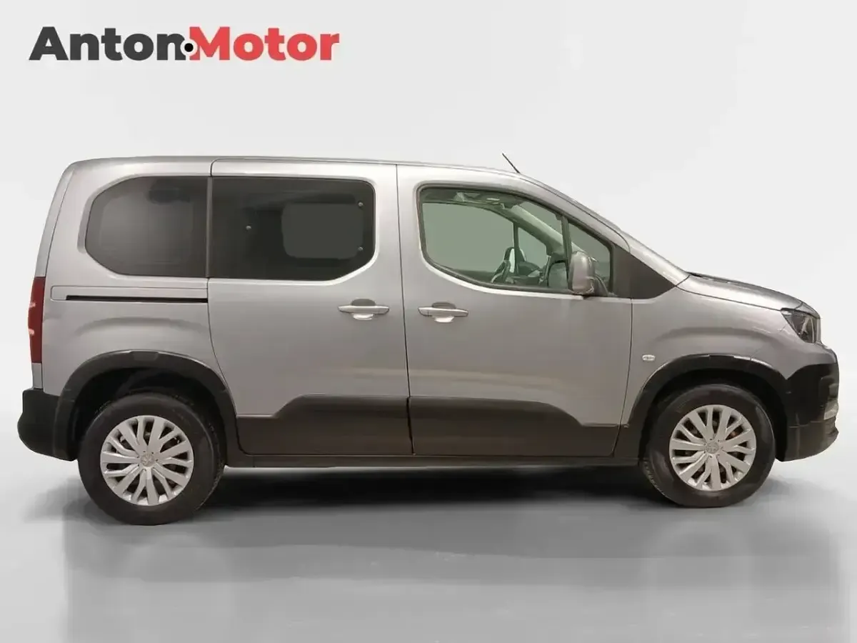 Usado Peugeot Rifter Active 100 CV (73 kW) 2020 Gris Monovolumen