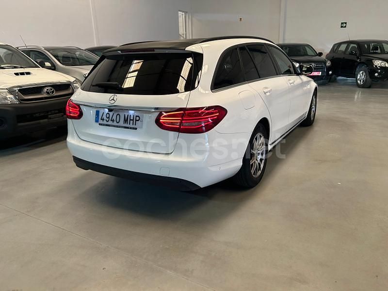 Usado Mercedes C200 160 CV (117 kW) 2019 Blanco Familiar