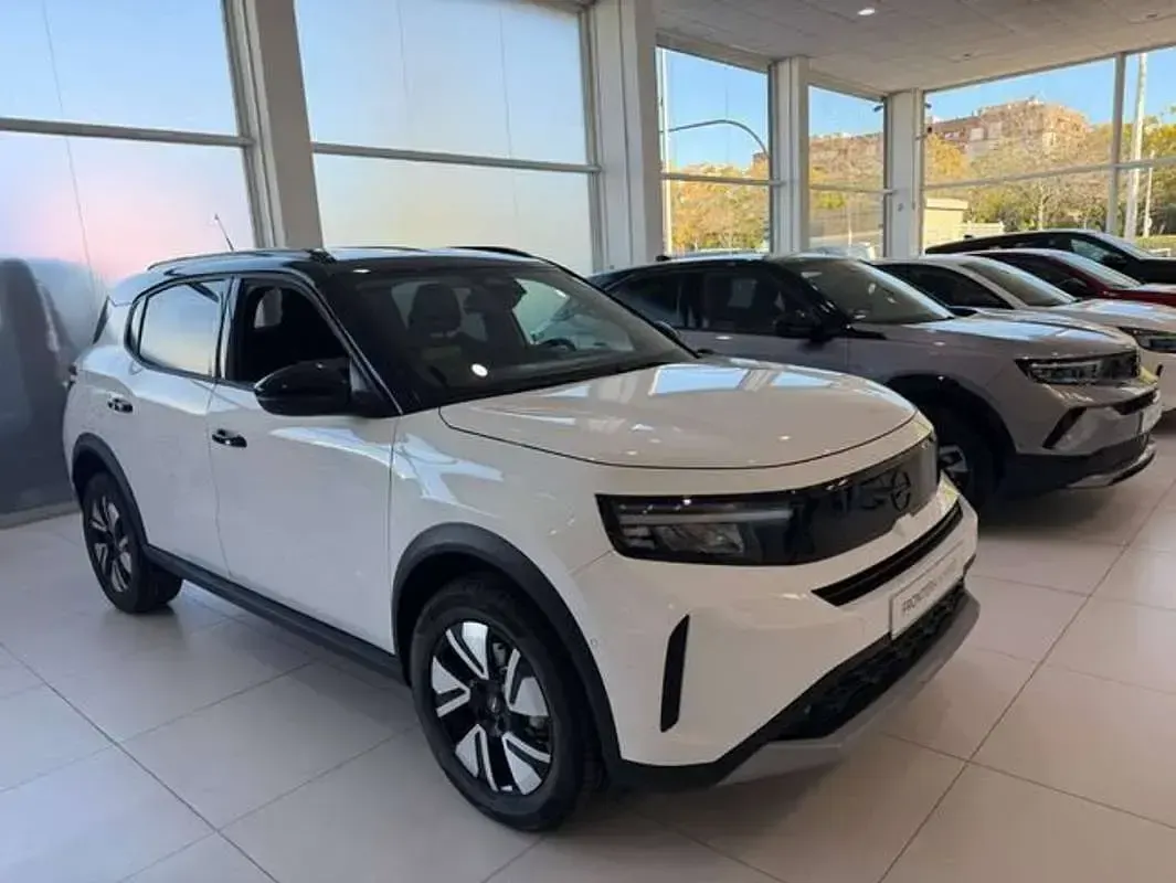 Usado Opel Frontera 110 CV (80 kW) 2025 Blanco SUV