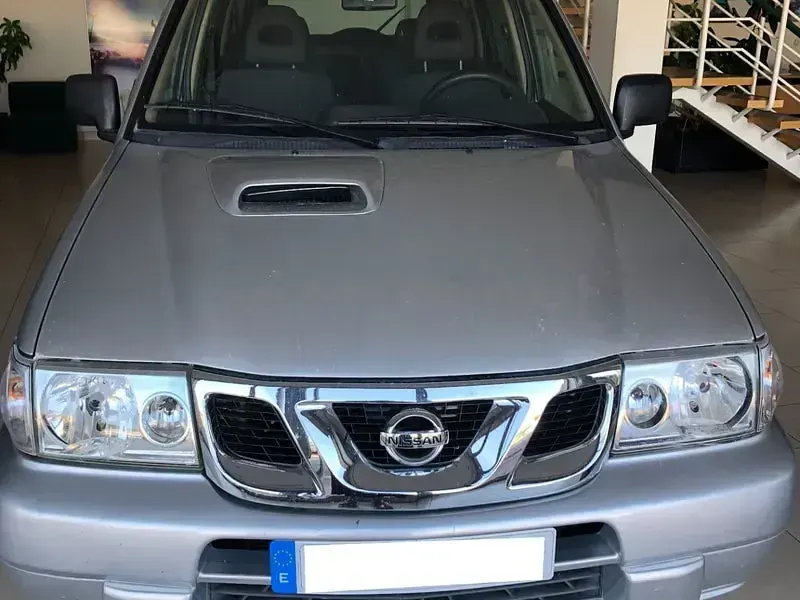 Usado Nissan Terrano 154 CV (113 kW) 2004 Gris / plata SUV