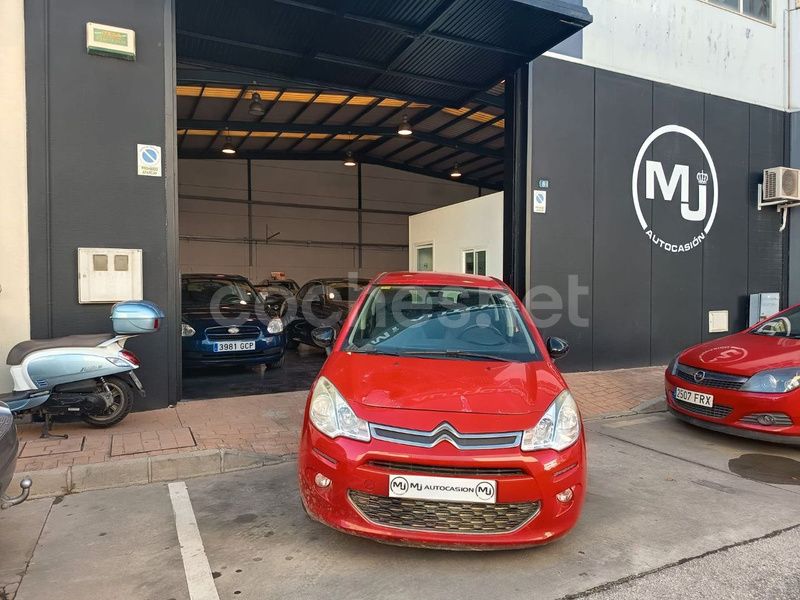Rojo Usado 2015 Citroën C3 Live Utilitario | 5999 € (Precio justo) - Imagen 1/4