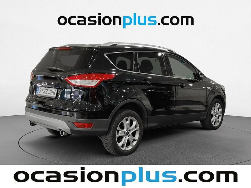 Usado Ford Kuga Titanium S 180 CV (132 kW) 2015 Negro SUV