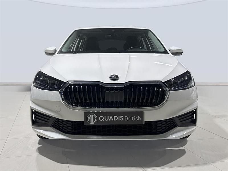 Usado Skoda Fabia Ambition 80 CV (58 kW) 2022 Blanco Berlina