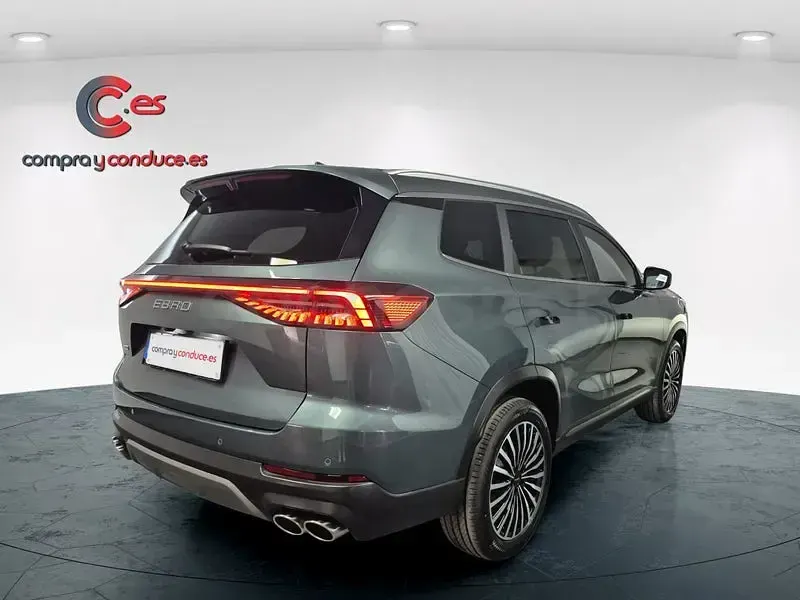 Usado Ebro s800 Luxury 147 CV (108 kW) 2025 Verde SUV