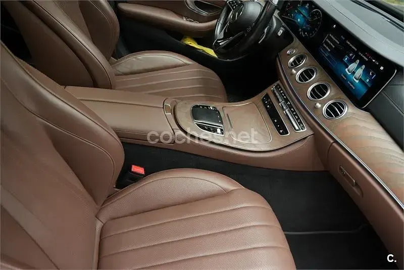 Usado Mercedes 300 231 CV (169 kW) 1993 Negro Berlina