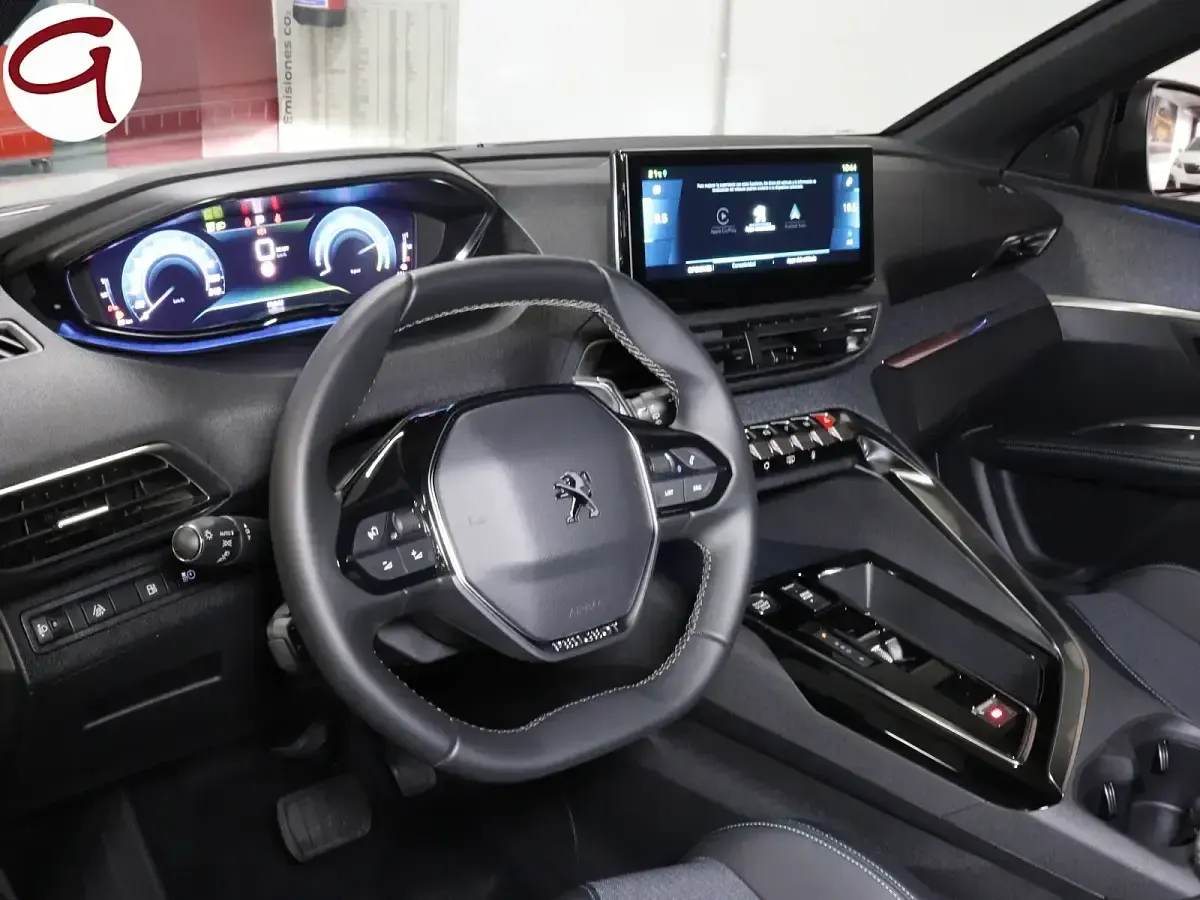 Usado Peugeot 3008 Allure 180 CV (132 kW) 2024 Gris SUV