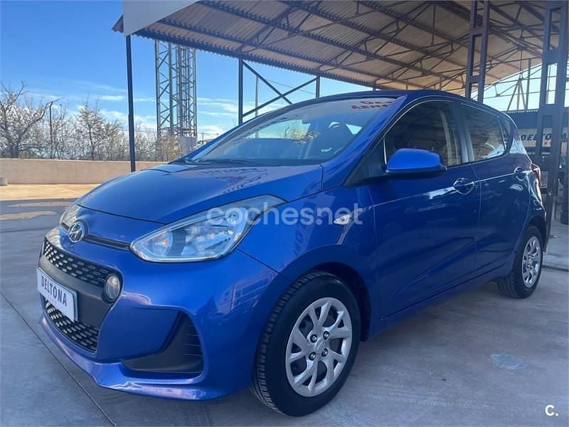 Usado Hyundai i10 67 CV (49 kW) 2020 Azul Utilitario
