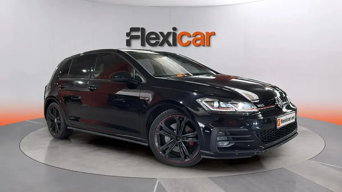 Używany VW Golf VII GTI 230 KM (169 kW) 2017 Sedan/Limuzyna
