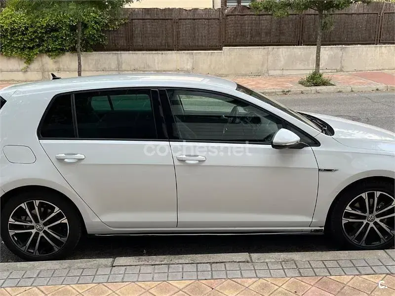 Usado VW Golf VII Sportline 150 CV (110 kW) 2017 Blanco Berlina