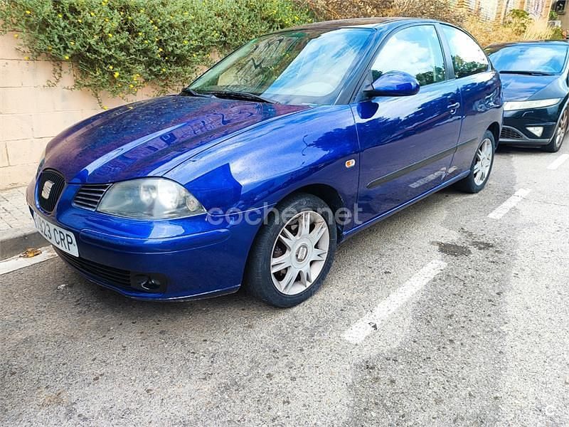 Azul Usado 2004 Seat Ibiza Fresh Berlina | 3100 € (Precio justo) - Imagen 1/4