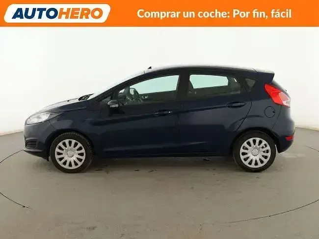 Usado Ford Fiesta Trend 75 CV (55 kW) 2015 Azul Utilitario