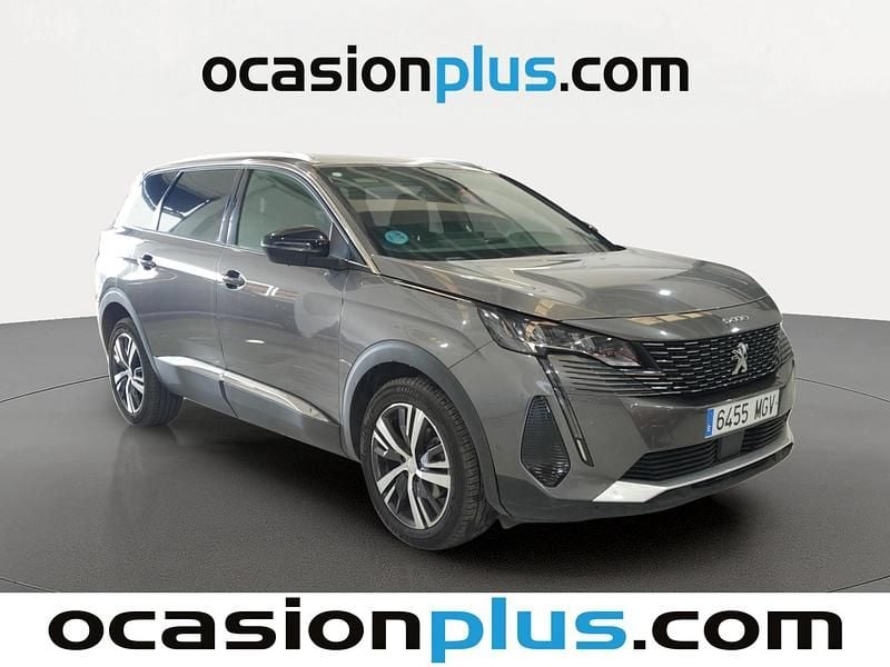 Usado Peugeot 5008 Allure 130 CV (95 kW) 2023 Gris / plata SUV