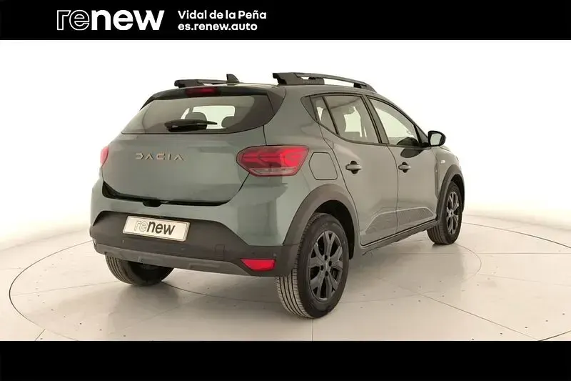 Usado Dacia Sandero Extreme 100 CV (73 kW) 2025 Verde Berlina