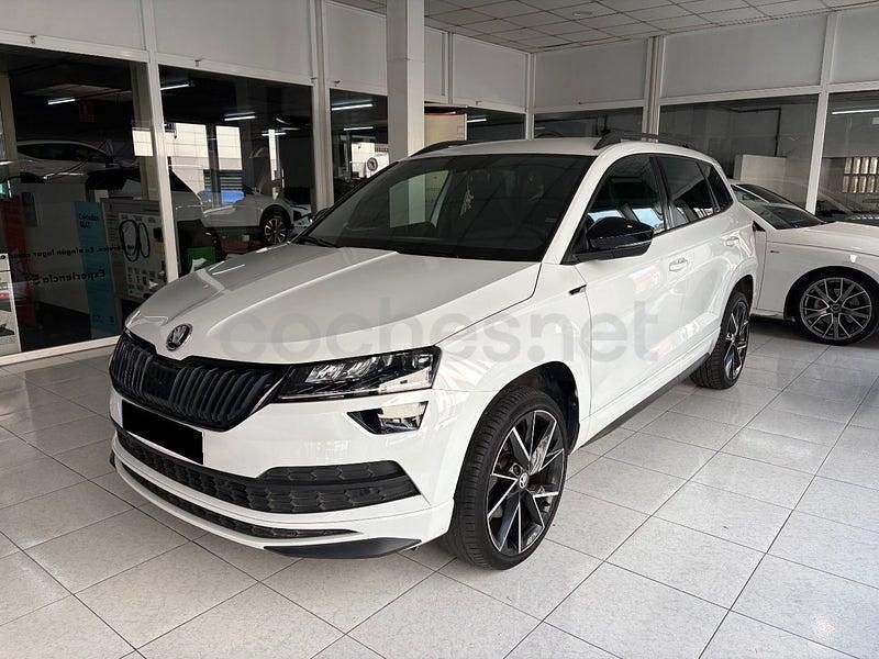 Usado Skoda Karoq SportLine 150 CV (110 kW) 2022 Blanco SUV