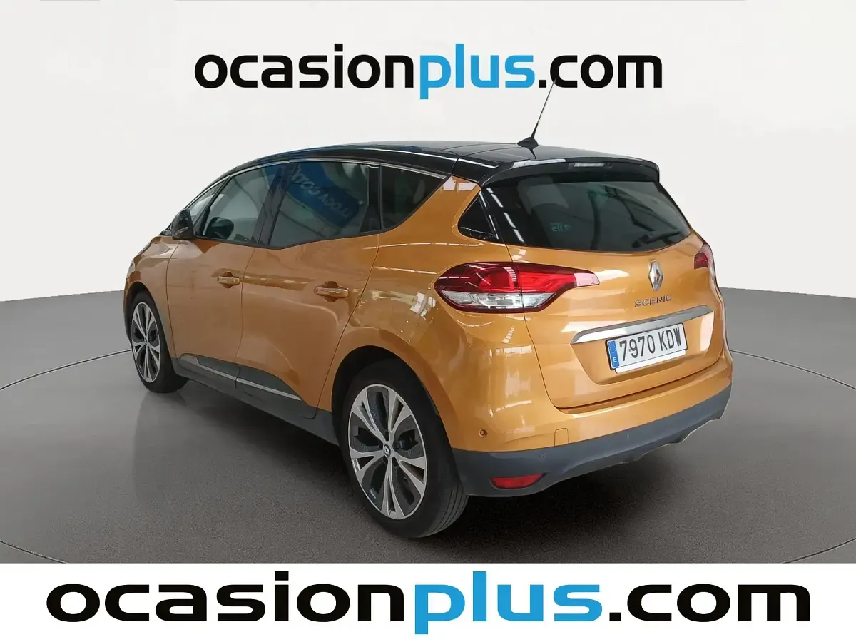 Usado Renault Scénic III Zen 130 CV (95 kW) 2017 Naranja Monovolumen