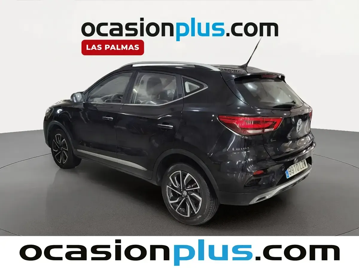 Usado MG ZS Luxury 111 CV (81 kW) 2022 Negro SUV