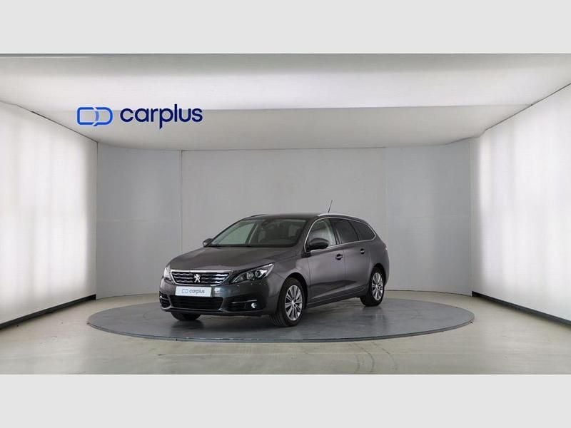 Gris platinum (metalizado) Usado 2020 Peugeot 308 Allure Familiar | 15.290 € (Un poco caro) - Imagen 1/4