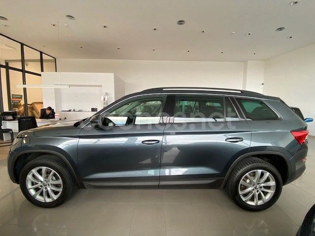 Usado Skoda Kodiaq Ambition 190 CV (139 kW) 2019 Gris / plata SUV