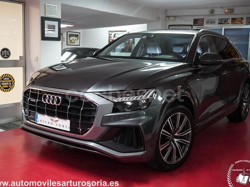 Gris / plata Usado 2022 Audi Q8 S-line plus SUV | 68.000 € (Un poco caro) - Imagen 1/4