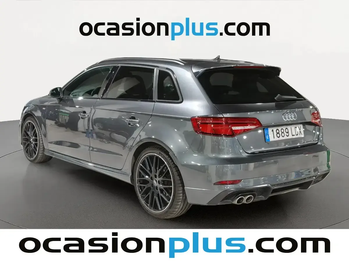 Usado Audi Q3 S-Line 150 CV (110 kW) 2020 Gris SUV