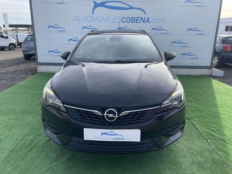 Usado Opel Astra GS Line 122 CV (89 kW) 2020 Negro Familiar