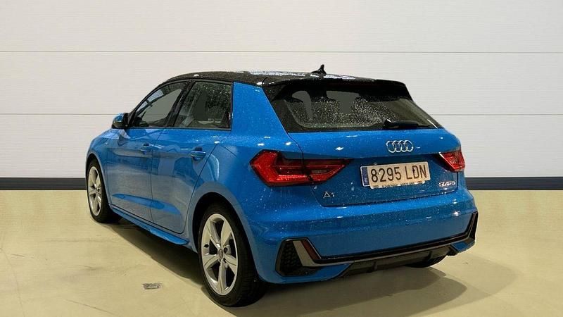 Usado Audi A1 Sportback S-Line 116 CV (85 kW) 2019 Azul Utilitario