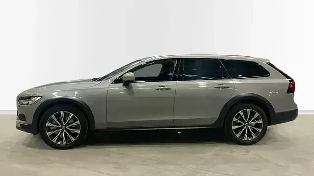 Usado Volvo V90 CC Core 197 CV (144 kW) 2024 Gris Familiar