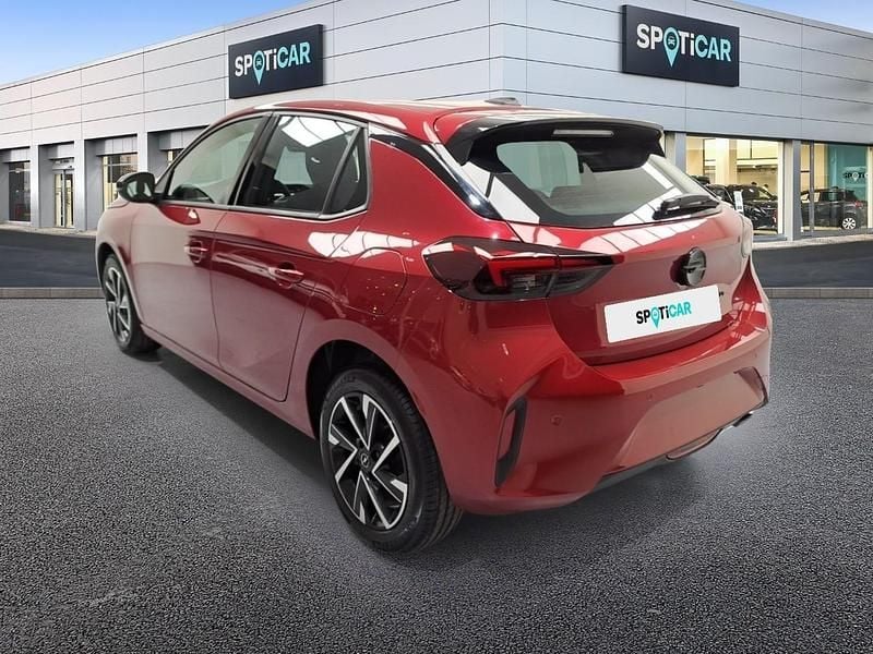 Nuevo Opel Corsa 101 CV (74 kW) 2025 Rojo Utilitario