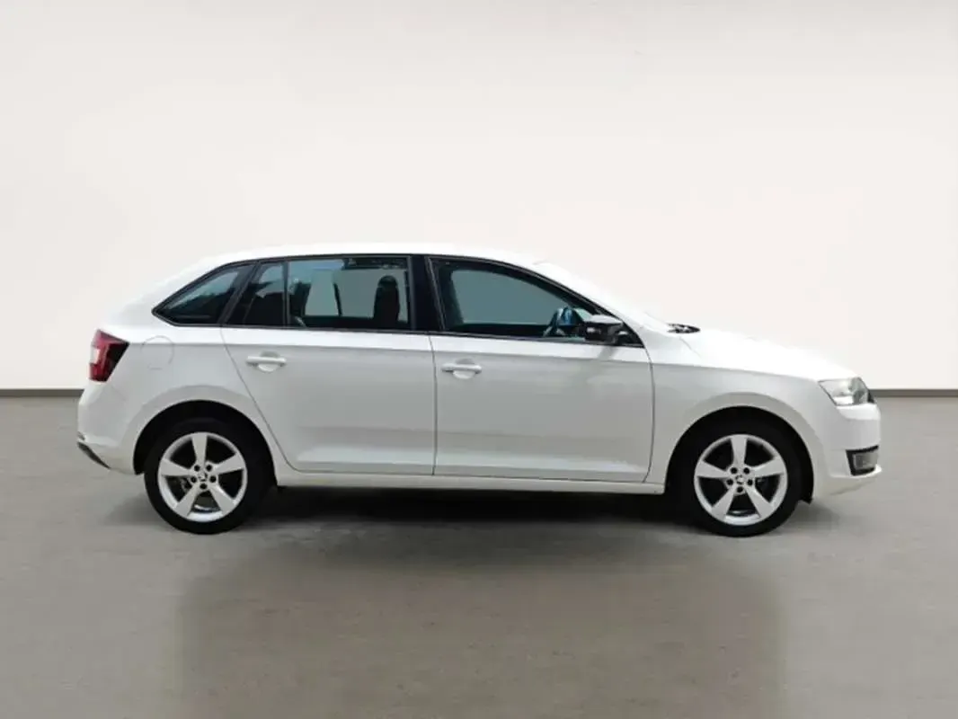 Occasion Skoda Rapid Ambition 86 PK (63 kW) 2015 Wit Hatchback