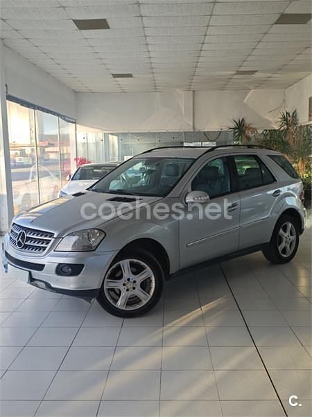 Usado Mercedes ML280 190 CV (139 kW) 2008 Gris / plata SUV