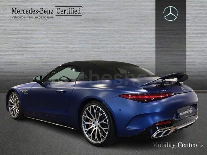 Usado Mercedes SL63 AMG AMG 585 CV (430 kW) 2024 Pintura magno manufaktur manufaktur azul espectral magno Descapotable