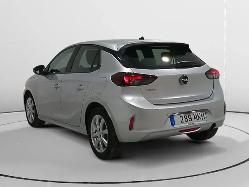 Usado Opel Corsa Edition 101 CV (74 kW) 2023 Gris / plata Utilitario
