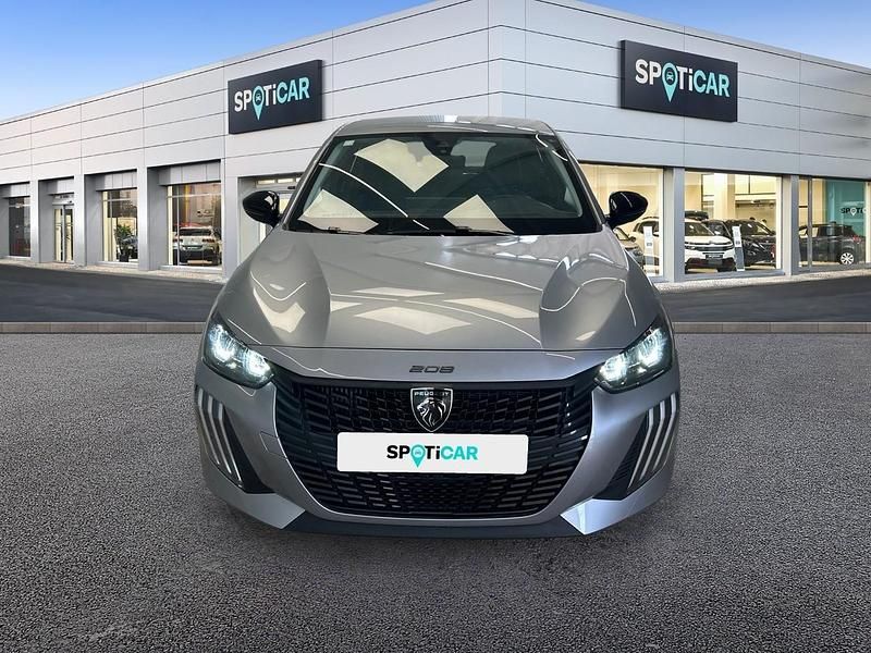 Usado Peugeot 208 Active 100 CV (73 kW) 2024 Gris Utilitario