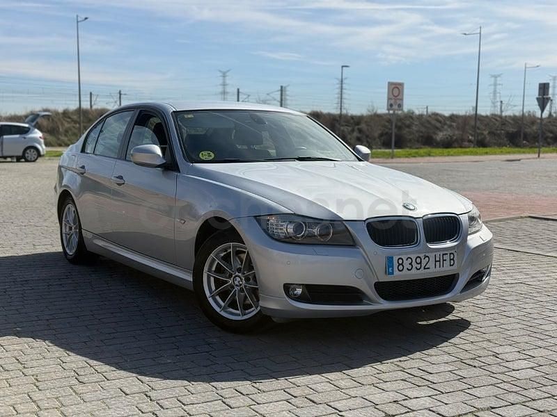 Usado BMW 318 143 CV (105 kW) 2011 Gris / plata Berlina