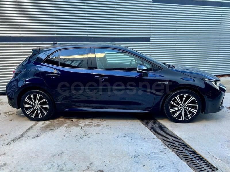 Usado Toyota Corolla Advance 180 CV (132 kW) 2021 Azul Berlina