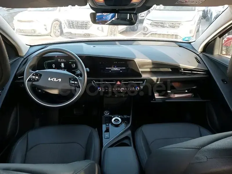 Usado Kia Niro 141 CV (103 kW) 2023 Rojo SUV